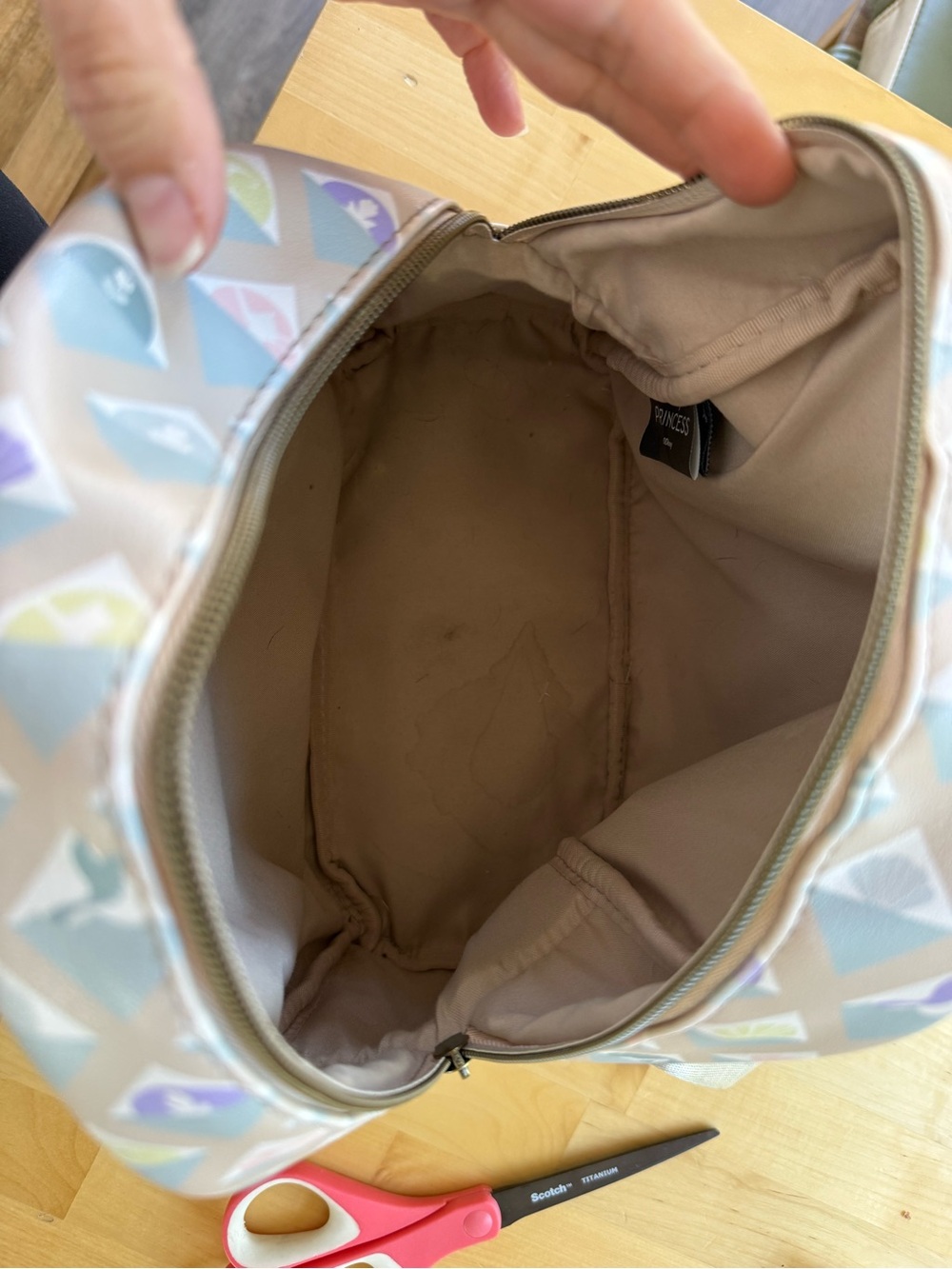 Disney Princess Mini Backpack 🎀 - Picture 3 of 4